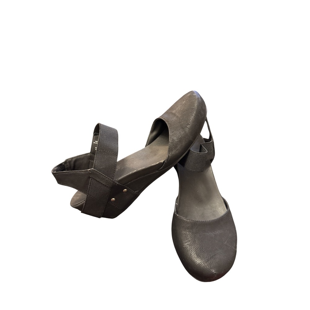 Axiom Fantasy World‎ Wedge Sandals Womens 9.5 Black Studded Elastic Straps